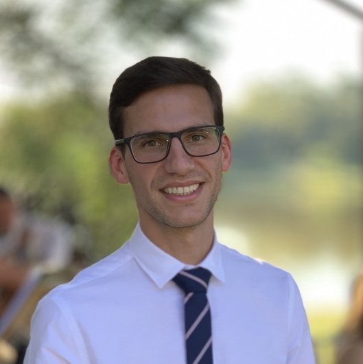 Dr. Daniel Xavier Cerci