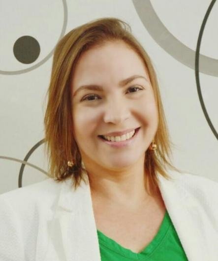 Vivianne Mendonça