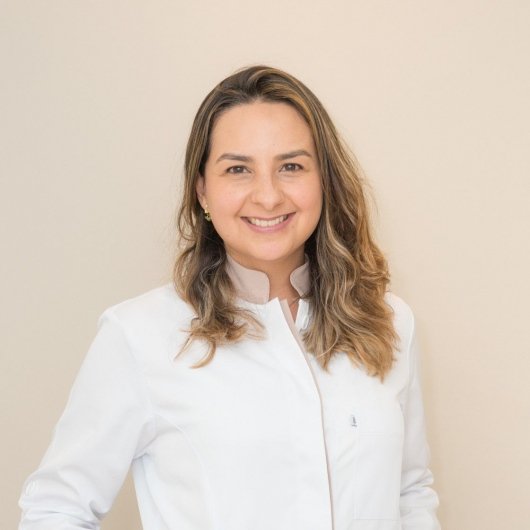 Dra. Ana Flávia de Santana Resende