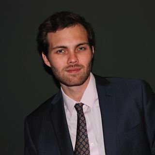 Dr. Lucas Zara Marchesan