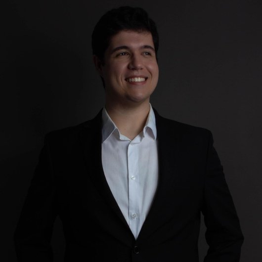 Dr. Caio Venturelli