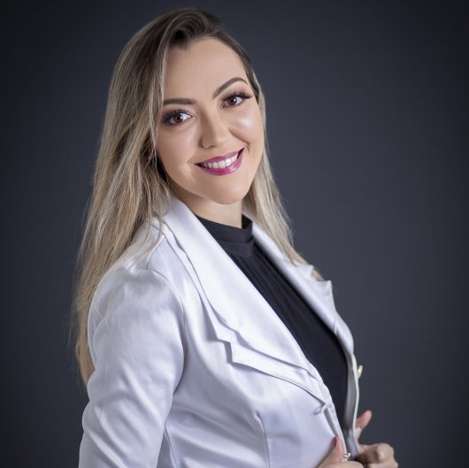 Dra. Camila Vieira Scaravelli