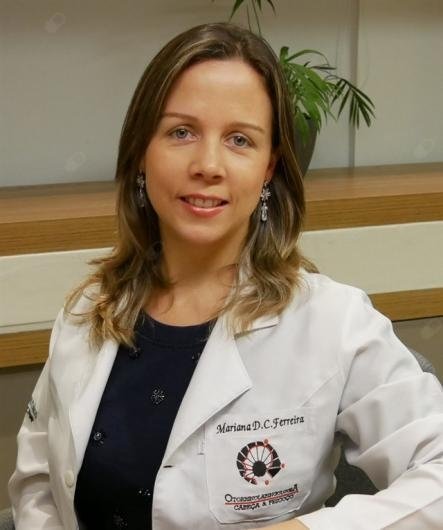 Dra. Mariana Dutra C Ferreira Santos