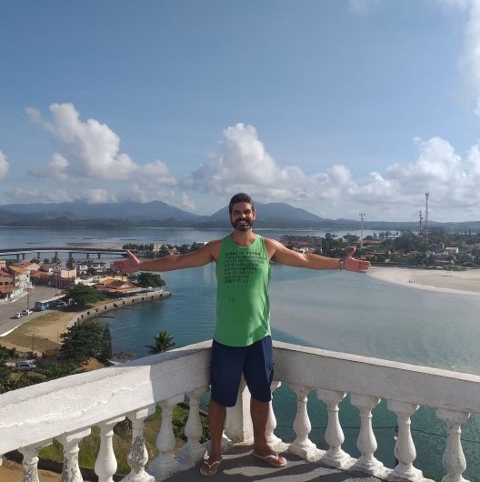 Dr. Cassius Pierry Oliveira Martins