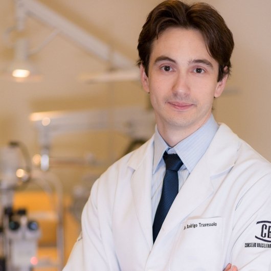 Dr. Rodrigo Travessolo