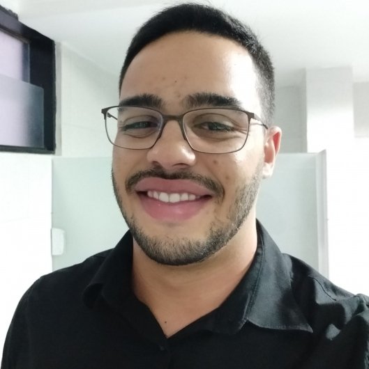 Dr. Emerson Lima