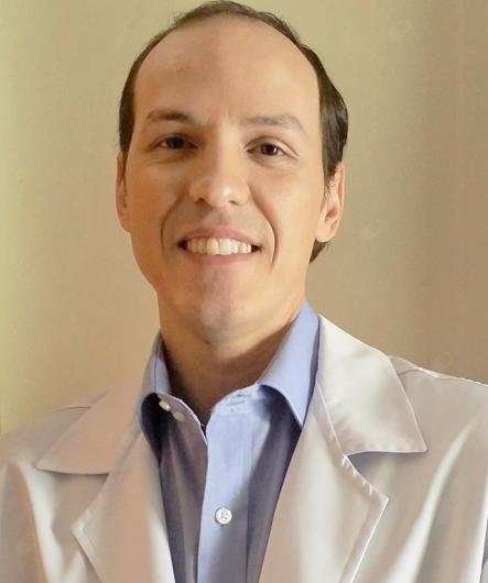 Dr. Márcio Rogério Borges Silveira