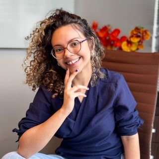 Flávia Líbia dos Santos de Almeida Lima