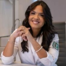 Dra. Emanuelle Leal da Silva