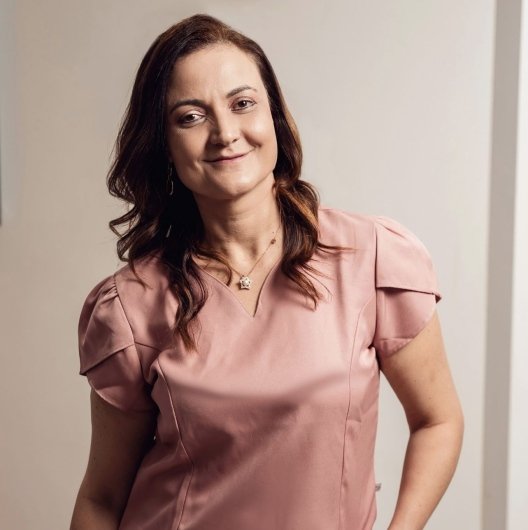Dra. Fabiana Aver Pires Rabaioli