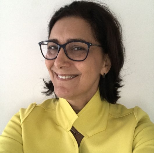 Dra. Luciana Balestrero de Oliveira Perim