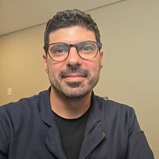 Dr. Rodrigo Vicente