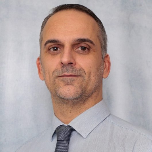 Dr. Rafael Reiser