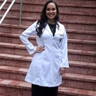 Dra. Paula Santiago Teixeira
