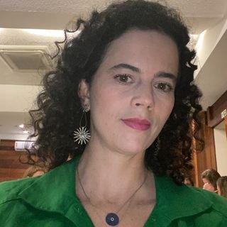 Prof. Roberta Vilela Lopes Koyama