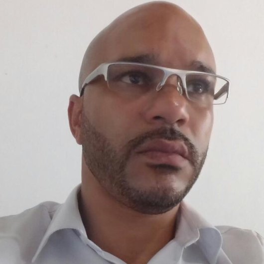 Dr. Adilson M. Rodrigues