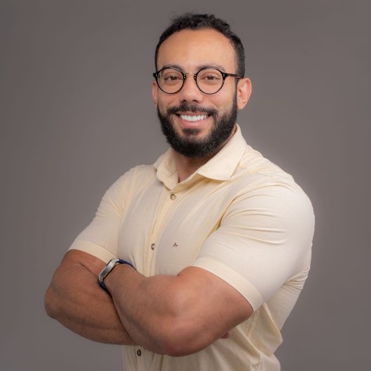Dr. Lucas Mousinho
