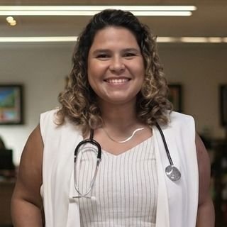 Dra. Karoline Helena Silva da Silva