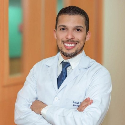 Dr. Daniel Cruz