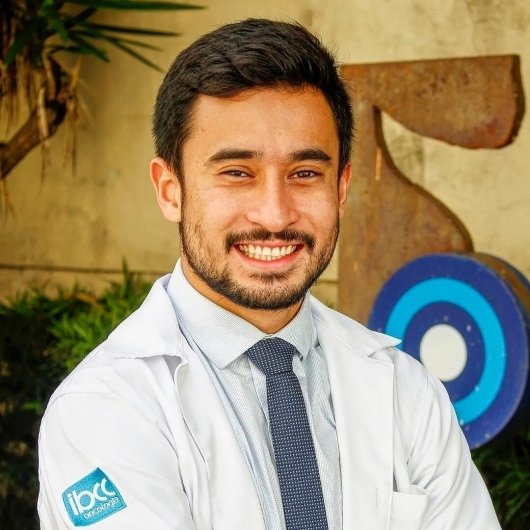 Dr. Caio Saito