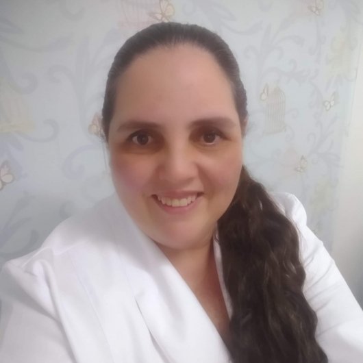 Dra. Andrea Faro