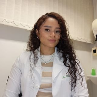 Dra. Ana Luiza Fernandes Silva