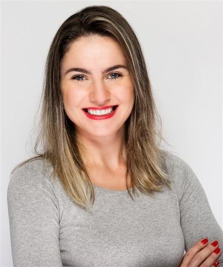 Jovana Sambaquy de Castro
