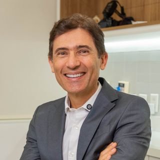 Dr. Márcio Marchionni