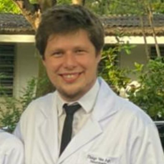 Dr. Thiago Andrade
