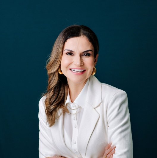 Dra. Eveline Cardoso Onofre de Alencar