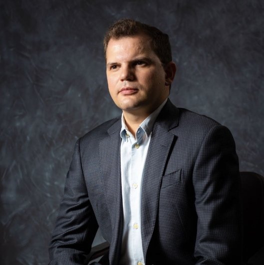 Dr. Daniel Forestiero