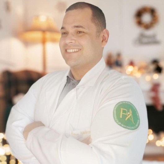Dr. Fabio Andrade
