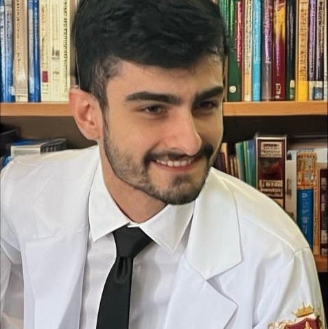 Dr. João Vitor Acuna Coelho Angulo