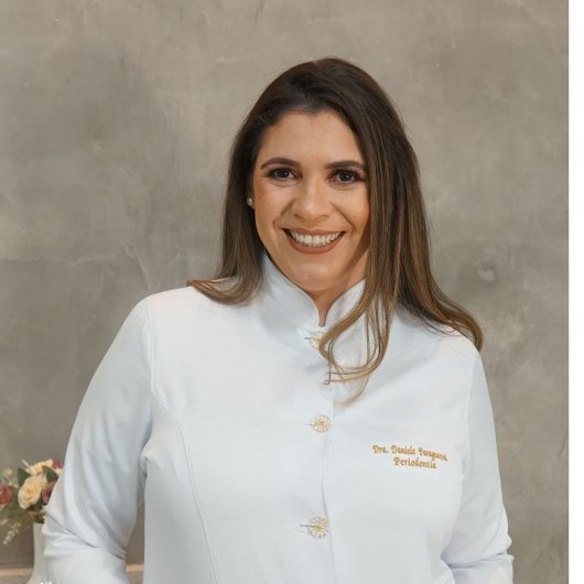Dra. Daniele Paraguassu Fagundes