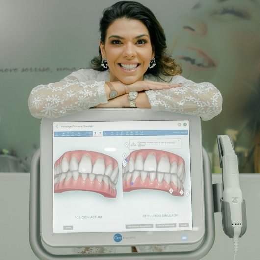 Dra. Thajla Azevedo