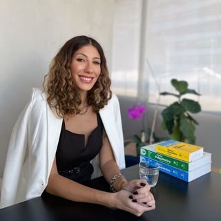 Dra. Danielle Borges