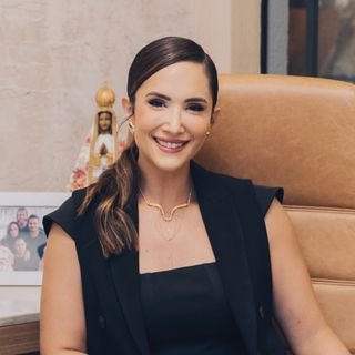 Dra. Mariana Costa Borges