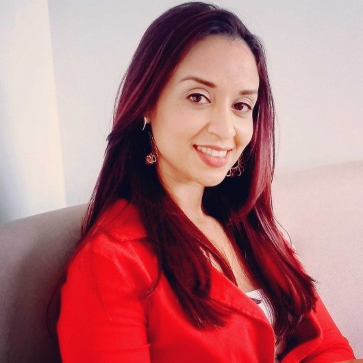 Tânia de Oliveira Marques Poli