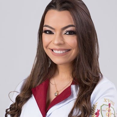 Dra. Amanda Fernandes