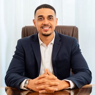 Dr. Rafael Abraão Gomes Nascimento