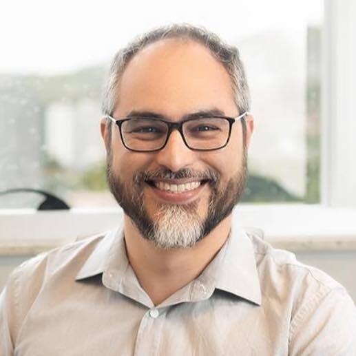 Dr. Thiago Xavier Correa