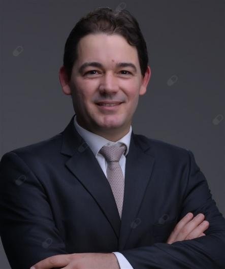 Dr. Cesar Ferreira Penna Faria
