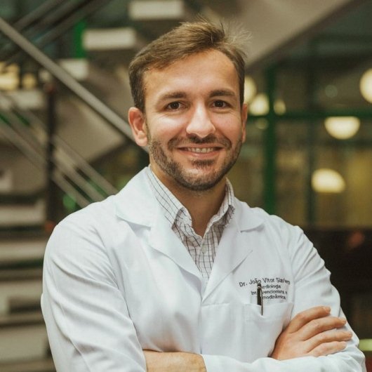 Dr. João Vitor Slaviero