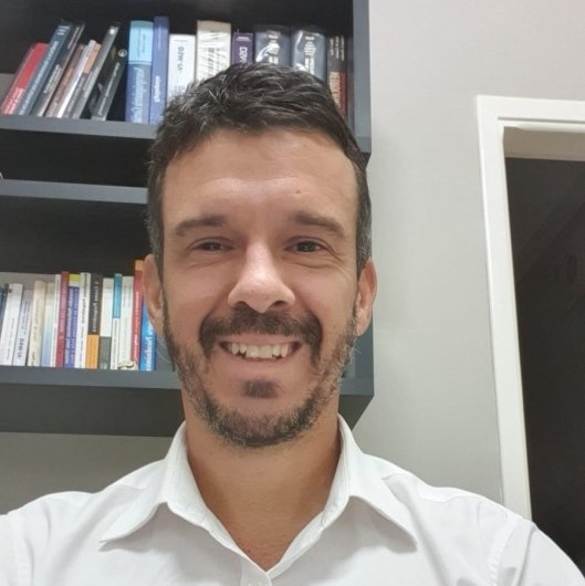 Dr. Rafael Figueiredo