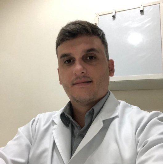 Dr. Armando Neto