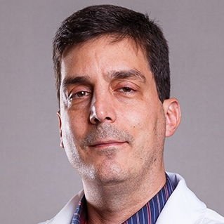 Dr. Renato Guedes Fernandes