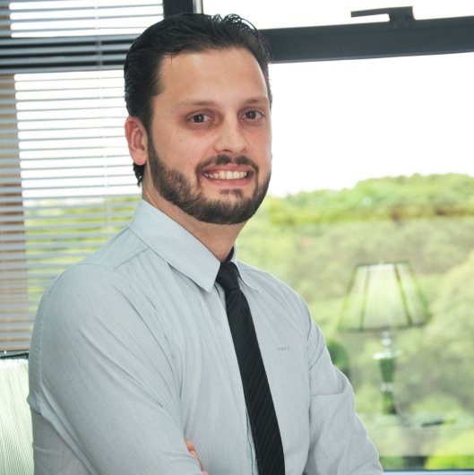 Dr. Marcelo Guollo