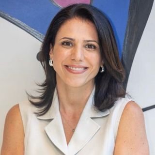 Dra. Andrea Angelini