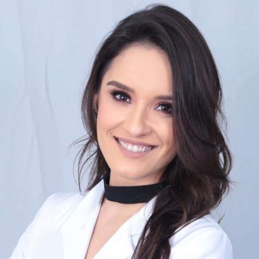 Dra. Janaína Gasparelli de Souza Bajo