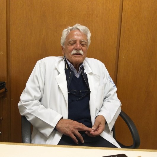 Dr. Roberto Bahdur